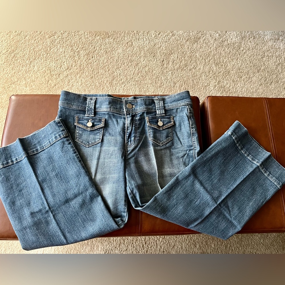 White House Black Market Faded Blue Denim Ankle Length Jeans